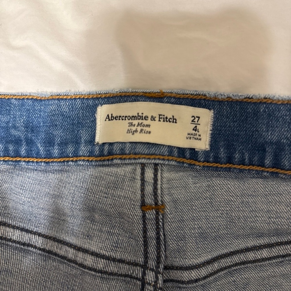A&F jeans - Picture 2 of 4